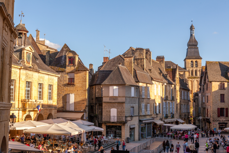 Ophorus Tours - Step Back in Time: Private Walking Tour of Medieval Sarlat