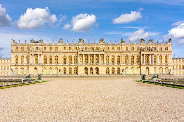 Ophorus Tours - Versailles in Half a Day: Private Skip-the-Line Tour of Palace & Gardens