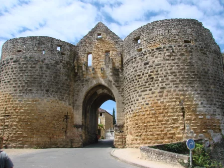 Domme, Beynac & La Roque-Gageac: A Private Journey Through Dordogne Villages