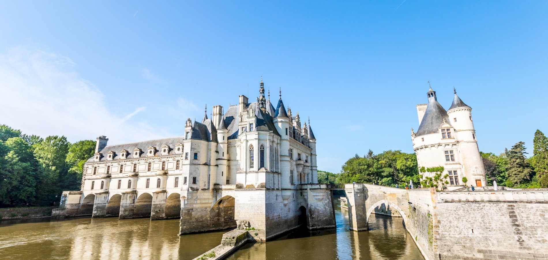 Ophorus Tours - Private Loire Valley Package: 4 Days of Castles, Wine & Amboise Comfort
