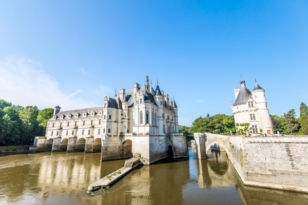 Ophorus Tours - Private Loire Valley Package: 4 Days of Castles, Wine & Amboise Comfort