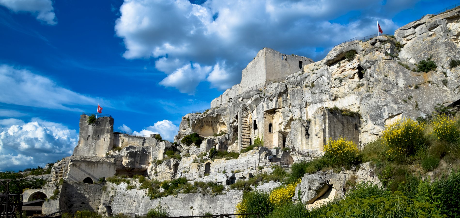 Ophorus Tours - History & Beauty: Arles & Les Baux Private Shore Trip from Marseille