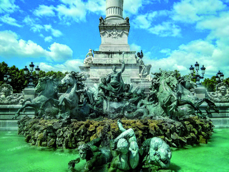 Ophorus Tours - Bordeaux UNESCO Walking Tour: A unique Guided Experience