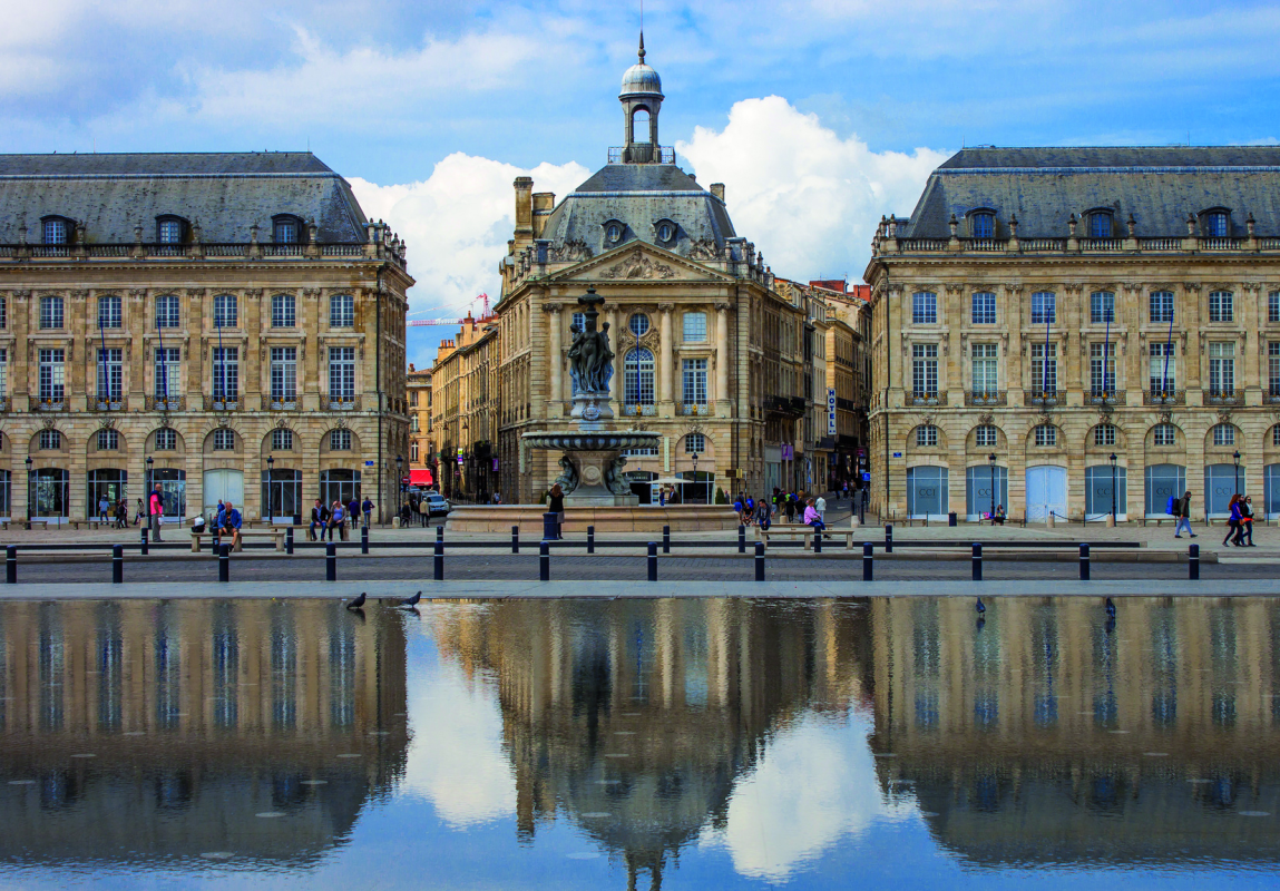 Ophorus Tours - Bordeaux UNESCO Walking Tour: A unique Guided Experience