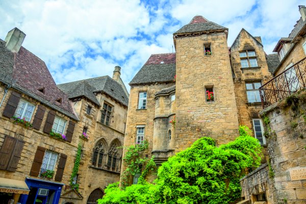 Ophorus Tours - From Bergerac to Sarlat Private Transfer