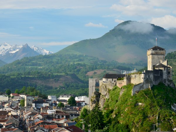 Ophorus Tours - Spiritual Journey to Lourdes: Private Transfer from Bordeaux