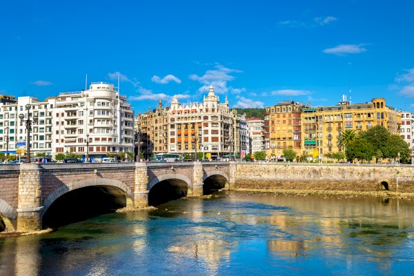 Ophorus Tours - French Vineyards to Basque Country: Private Transfer Bordeaux to San Sebastian