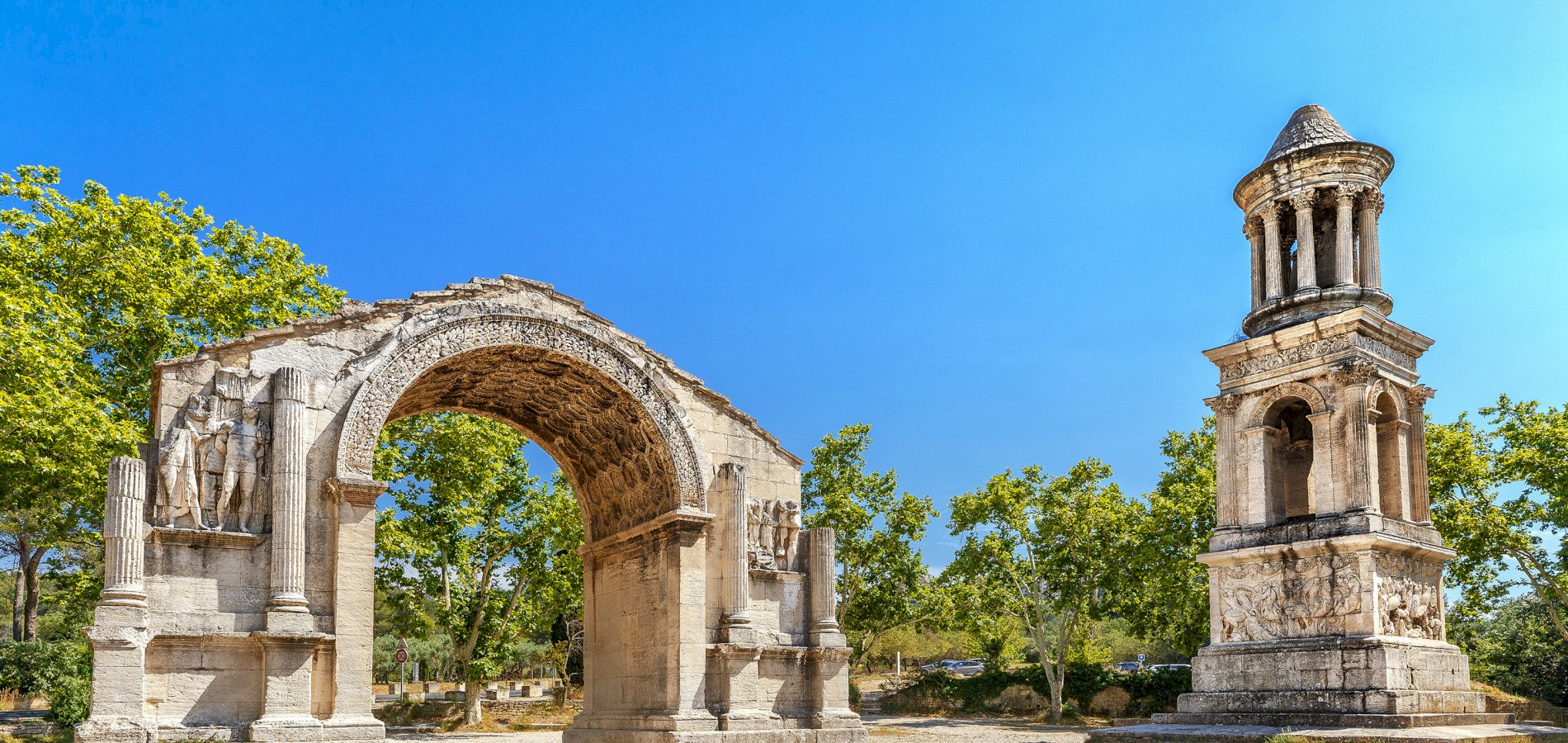 Ophorus Tours - Art & History Lovers: Arles, Saint Rémy & Les Baux Private Tour from Marseille