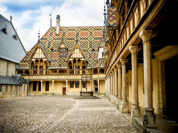 Ophorus Tours - From Colmar to Beaune Private Transfer