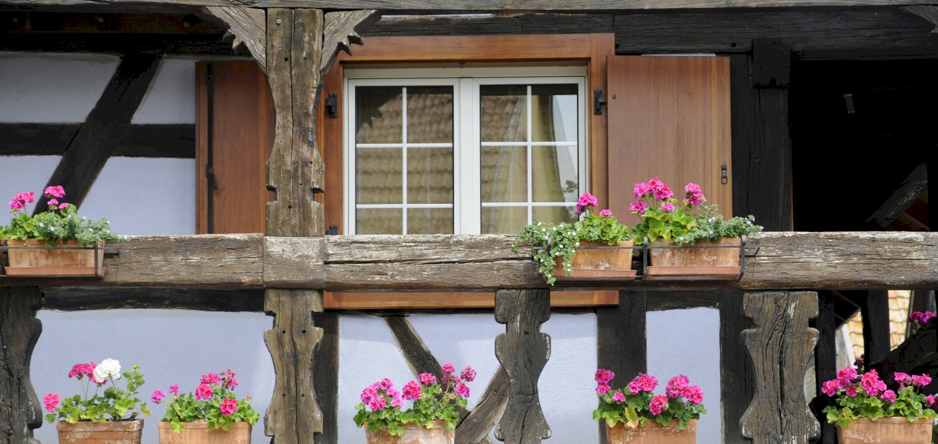 Ophorus Tours - From Colmar to Illhaeusern - Auberge de l'Ill Restaurant - Hotel des Berges Private Transfer