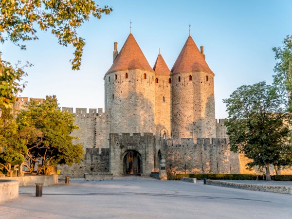 Ophorus Tours - From Sarlat la Canéda to Carcassonne Private Transfer