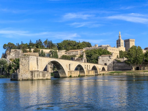 Ophorus Tours - From Lyon to Avignon Private Transfer