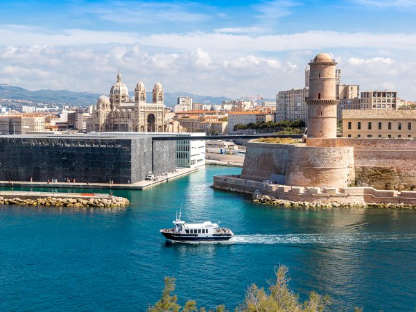 Ophorus Tours - From Lyon to Marseille Private Transfer