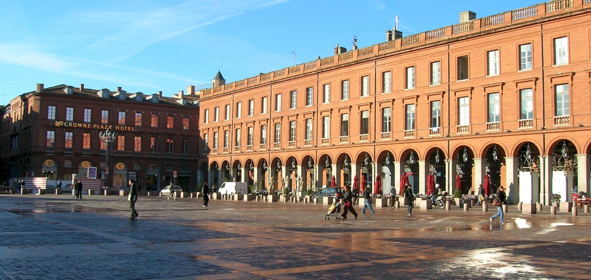 Ophorus Tours - From Sarlat la Canéda to Toulouse Private Transfer