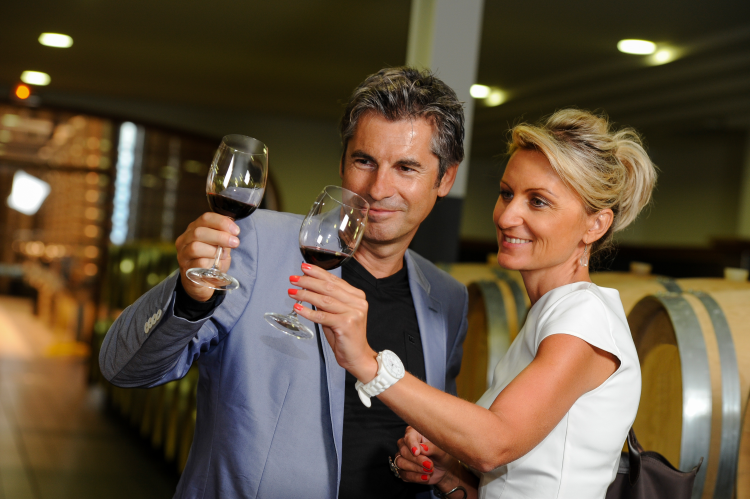 Ophorus Tours - Médoc Private Wine Tour : Full Day Trip from Bordeaux