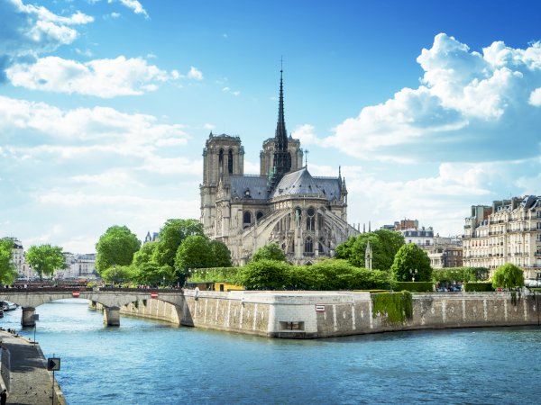 Ophorus Tours - Paris Awaits: Private Shore Trip from Honfleur Cruise Port