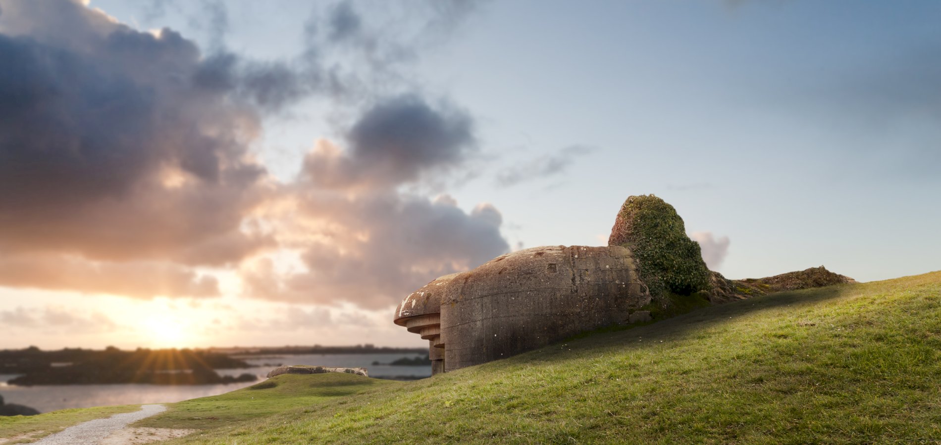 Ophorus Tours - Untold Stories: D-Day Beaches & Sites Private Tour from Caen