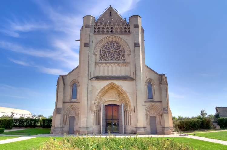 Ophorus Tours - Canadian D-Day Beaches & Sights Tour : A Personalized Journey
