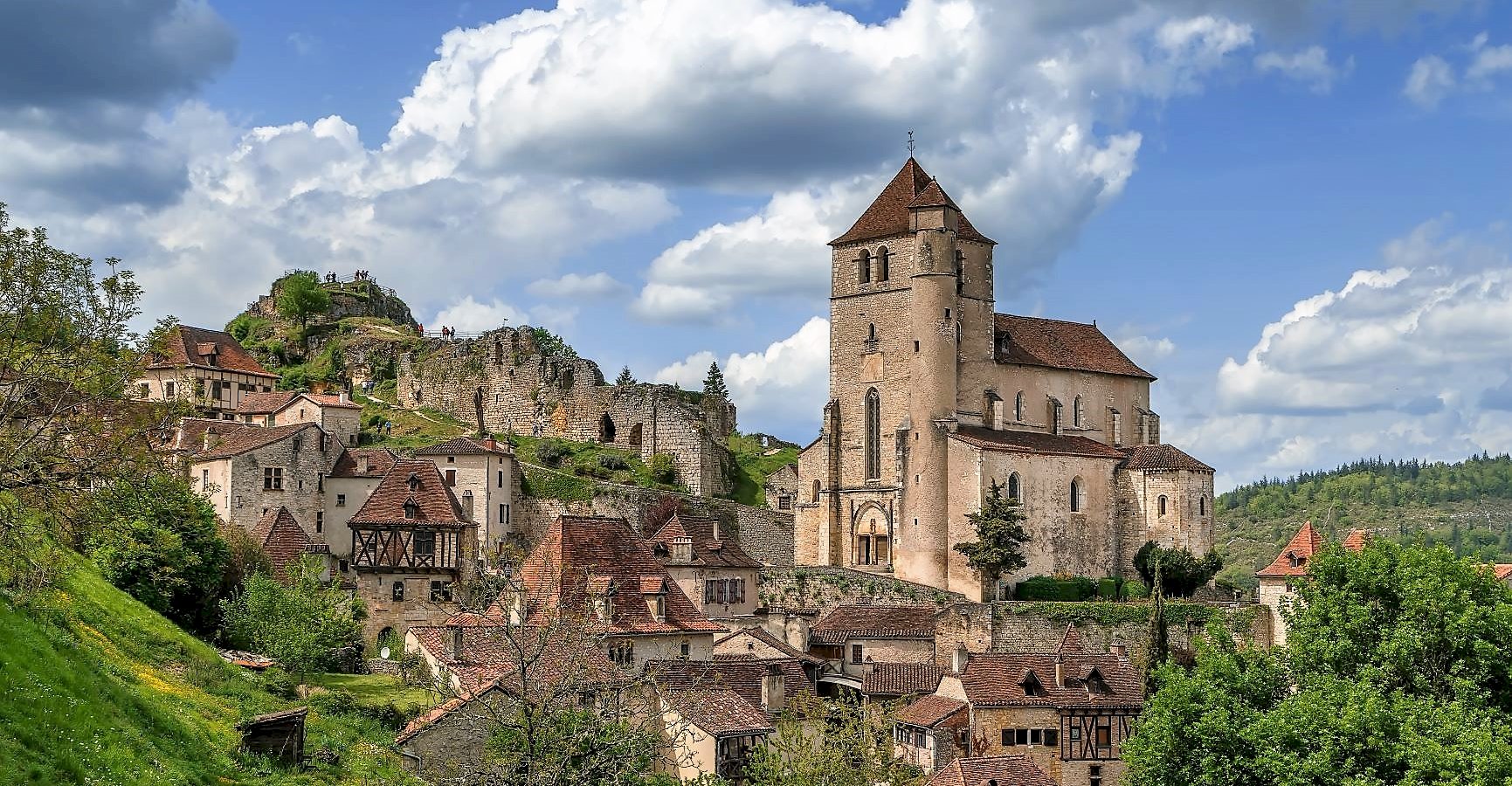 Ophorus Tours - Pech Merle Cave & Saint Cirq Lapopie Village Private Discovery