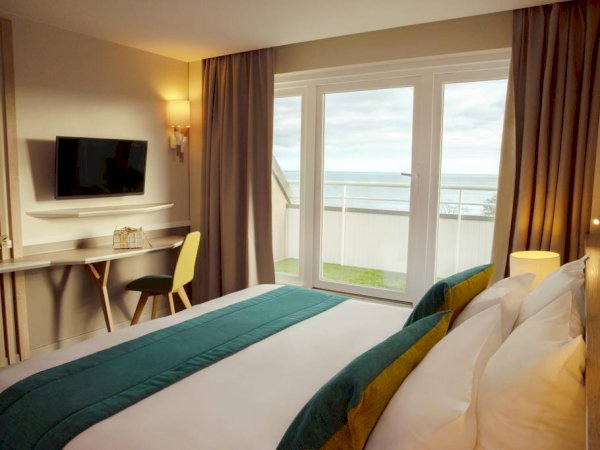 Ophorus Tours - OUR 4* HOTEL SUGGESTION IN ARCACHON