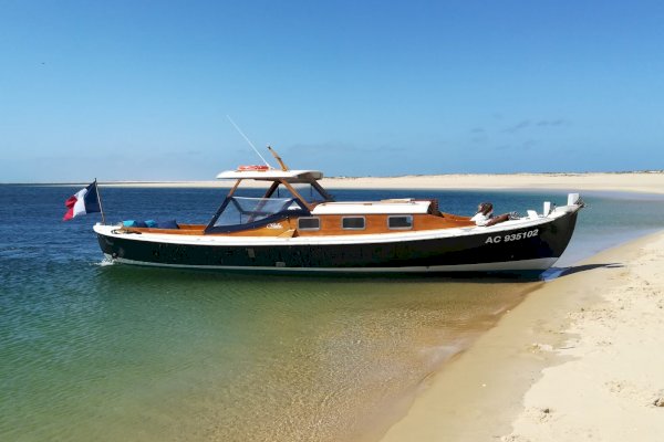 Ophorus Tours - 3-Hour Private Boat Tour: Discover Arcachon Bay's Secrets by Pinasse