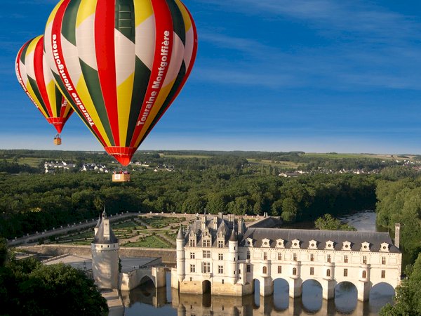 Ophorus Tours - Loire Valley Château Shared Hot Air Balloon Flight