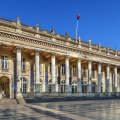 Meet Your Guide – Introduction to Bordeaux