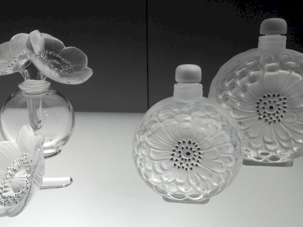 Ophorus Tours - Luxury Lovers: Lalique & Saint-Louis Crystal Tour from Strasbourg