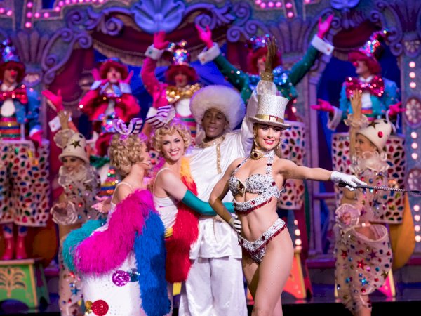 Ophorus Tours - Moulin Rouge Dinner & Show (Paris): Toulouse Lautrec Menu, Champagne & Féerie Show
