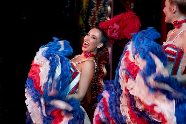 Ophorus Tours - Moulin Rouge Dinner & Show (Paris): Toulouse Lautrec Menu, Champagne & Féerie Show