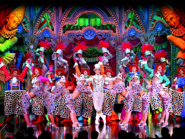 Ophorus Tours - Moulin Rouge Dinner & Show (Paris): Belle Epoque Menu, Champagne & Féerie Show