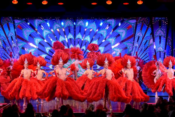 Ophorus Tours - Moulin Rouge Dinner & Show (Paris): Belle Epoque Menu, Champagne & Féerie Show