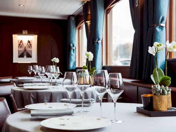 Ophorus Tours - Luxury Seine River Cruise & Fine Dining in Paris France
