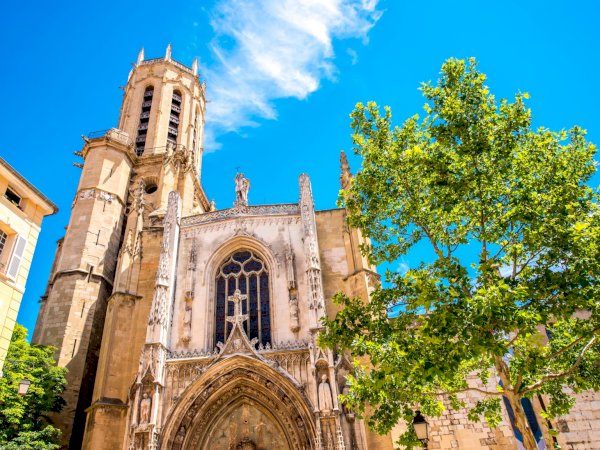 Ophorus Tours - Unveil Aix-en-Provence: Private Walking Tour Just for You!