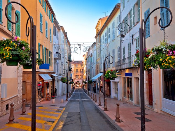 Ophorus Tours - From Villefranche sur Mer Cruise Port to Cannes, Antibes & Juan Les Pins private