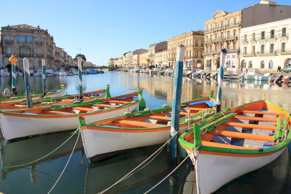 Ophorus Tours - From Sète Port Walking Tour, Oyster tasting & Languedoc wines private