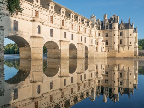Ophorus Tours - Chenonceau Castle: Exploring Renaissance Elegance from Tours