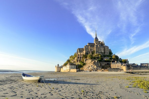 Ophorus Tours - Medieval Marvel: Private Tour of Mont Saint Michel Village & Abbey