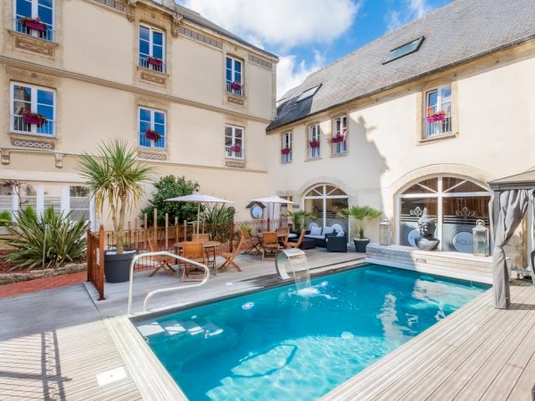 Ophorus Tours - Hotel du Luxembourg (Bayeux) - Hotel Océania Univers (Tours) - Hotel de Sèze (Bordeaux)