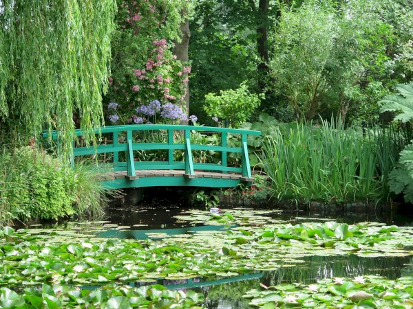 Ophorus Tours - 4-Day Small Group Paris Vacations Package - 3* Hotel