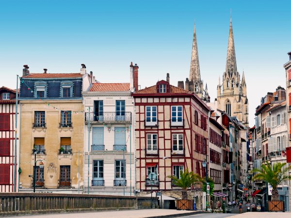 Ophorus Tours - 7-Day Private Bordeaux to San Sebastian Package - 5* Hotel