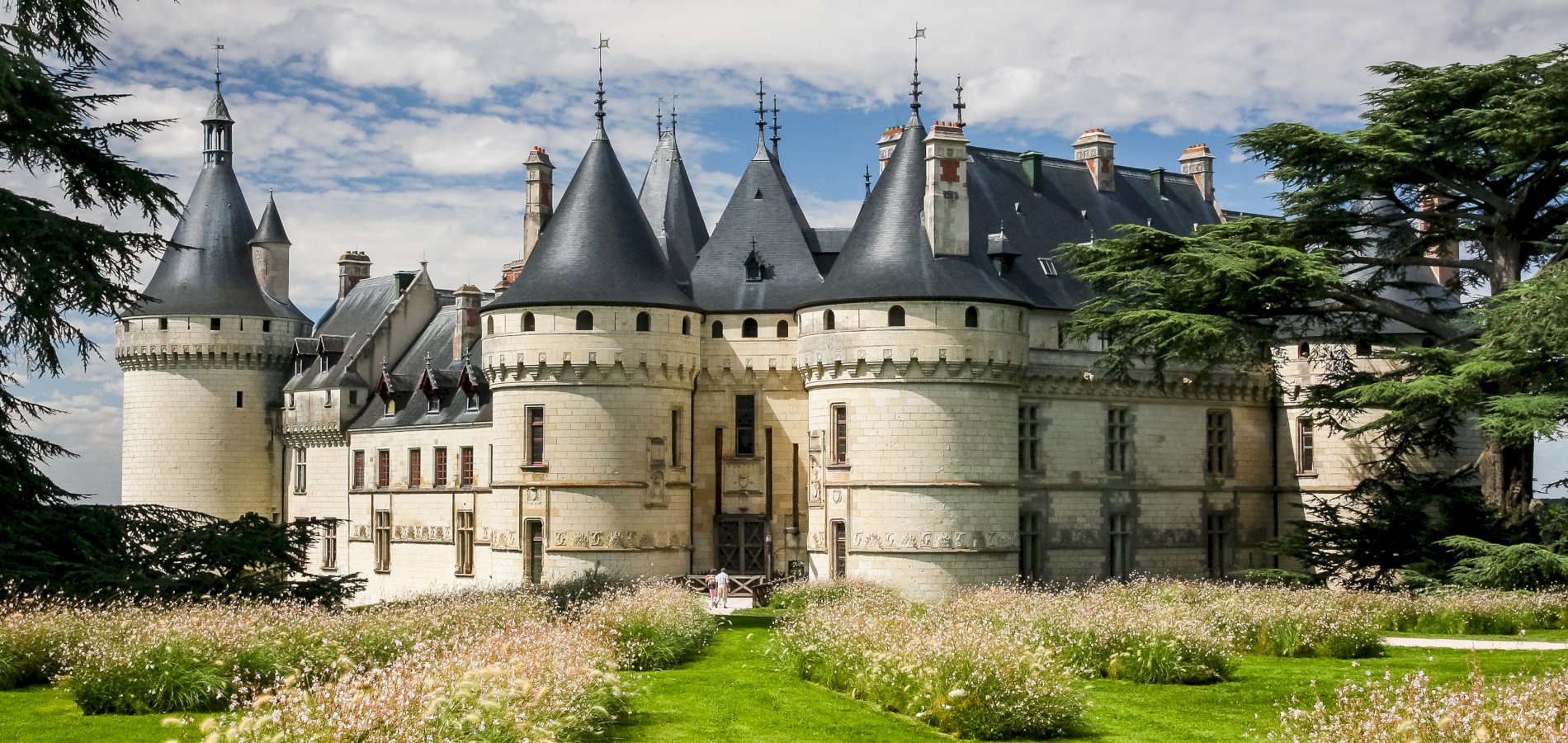 Ophorus Tours - Chaumont & Chambord Castles Visit : A Private Tale of Majesty and History