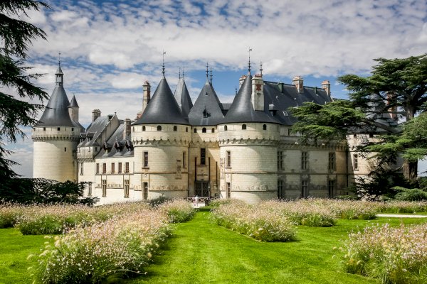 Ophorus Tours - Chaumont & Chambord Castles Visit : A Private Tale of Majesty and History