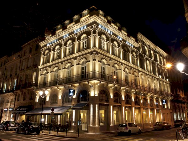 Ophorus Tours - Hotel de Sèze (Bordeaux) - Hotel Plaza Madeleine & Spa (Sarlat) - or similar
