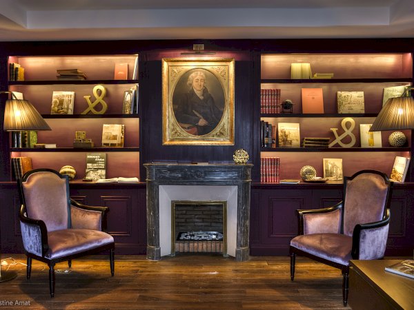 Ophorus Tours - Hotel de Sèze (Bordeaux) - Hotel Plaza Madeleine & Spa (Sarlat) - or similar