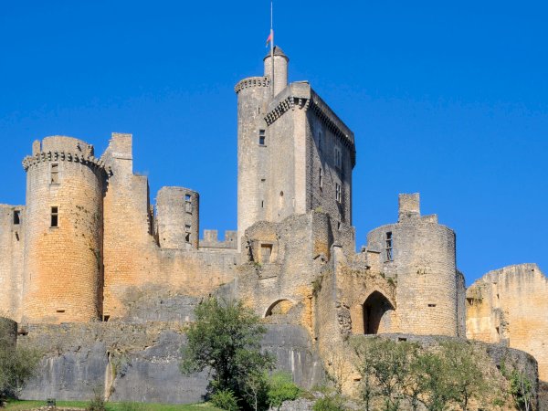 Ophorus Tours - Secrets of Bonaguil Castle & Malbec Wines: Private Tour from Sarlat