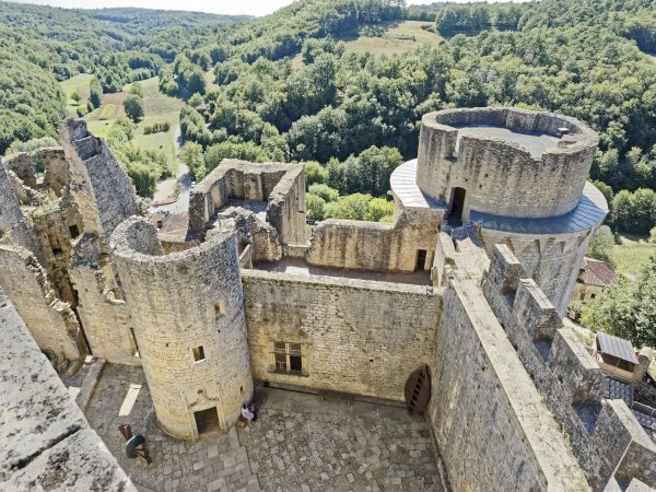 Ophorus Tours - Secrets of Bonaguil Castle & Malbec Wines: Private Tour from Sarlat